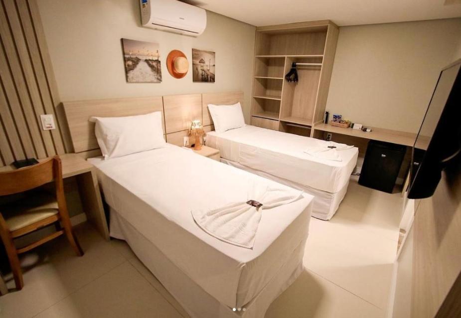 Paraiso Beach Hotel 阿奎拉兹 外观 照片